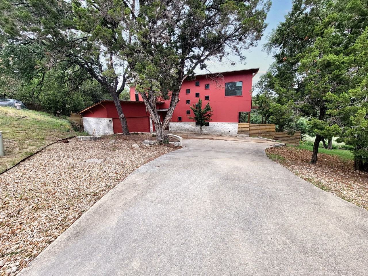 325 Southwind Rd - Photo 4 of 40