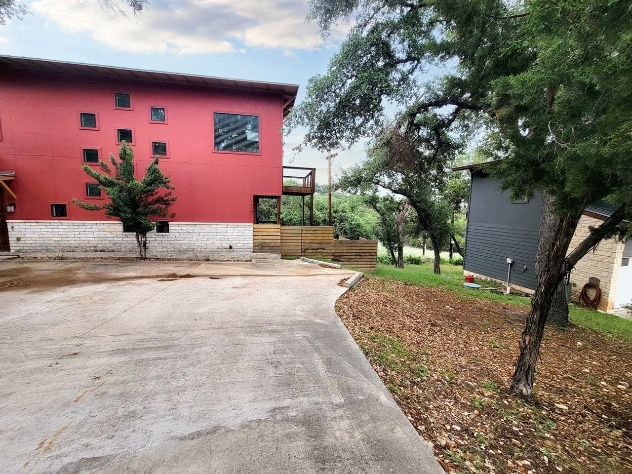 325 Southwind Rd - Photo 5 of 40