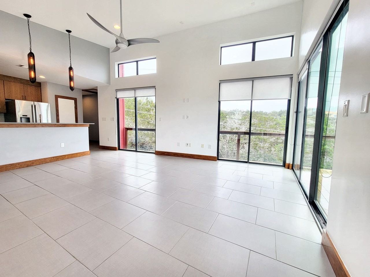 325 Southwind Rd - Photo 6 of 40