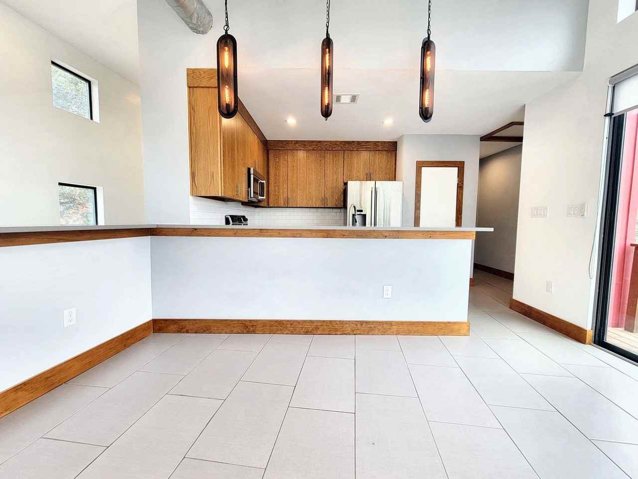 325 Southwind Rd - Photo 5 of 44