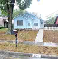 featured image of 3212 Herbert Dr