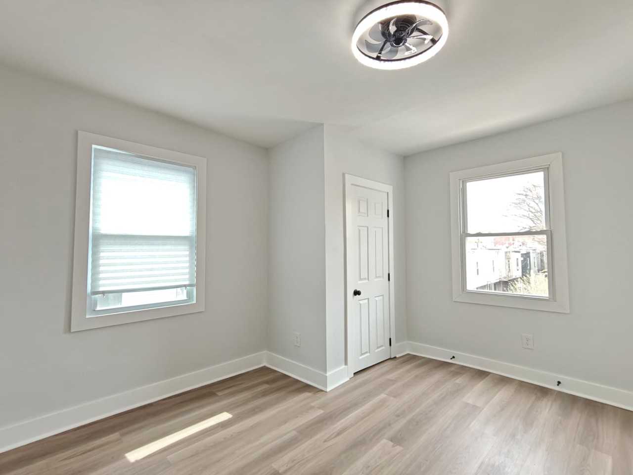 5245 Pentridge St - Photo 7 of 10