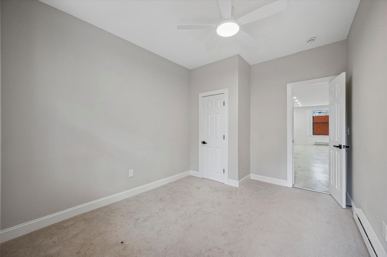 4946 Aspen St - Photo 6 of 13