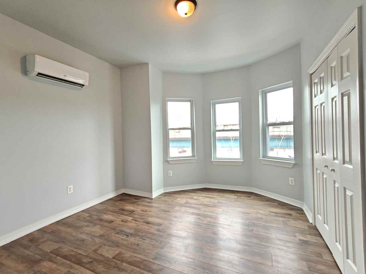 5337 Market St #22 - Photo 5 of 8