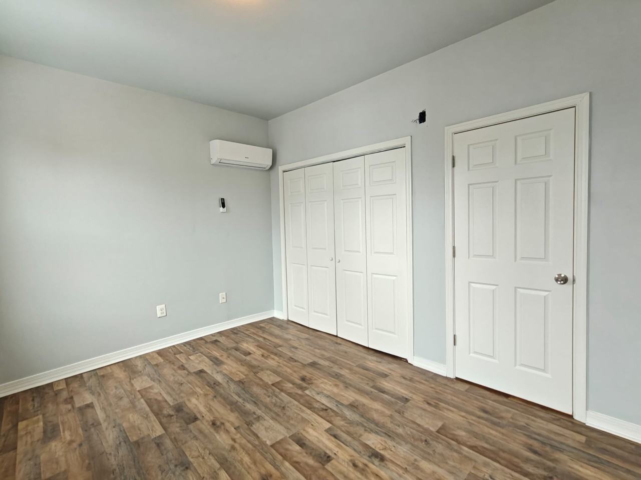 5337 Market St #22 - Photo 7 of 8