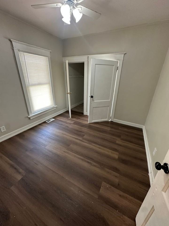 2900 E 21st St - Photo 5 of 13
