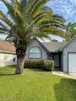 featured image of 3027 Yorktown Cir