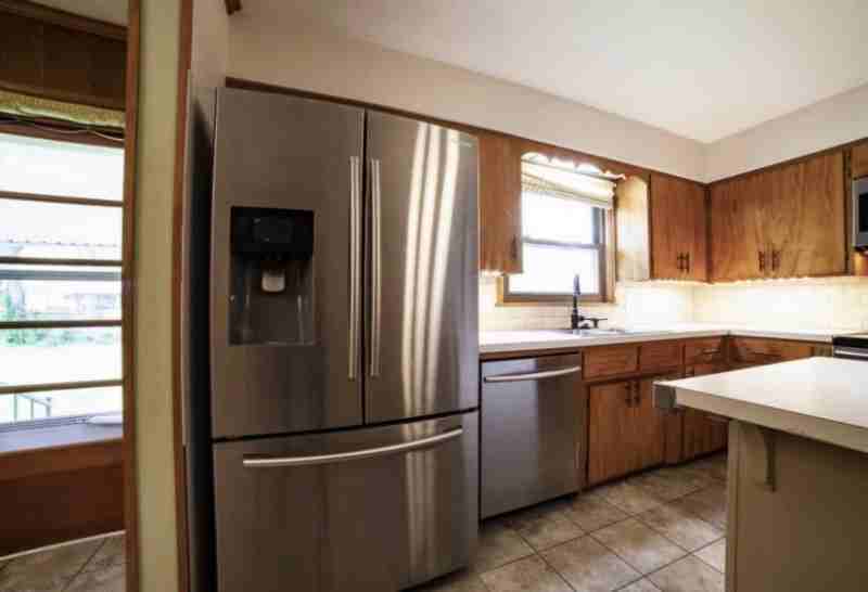 2307 S Virginia Ave - Photo 5 of 13