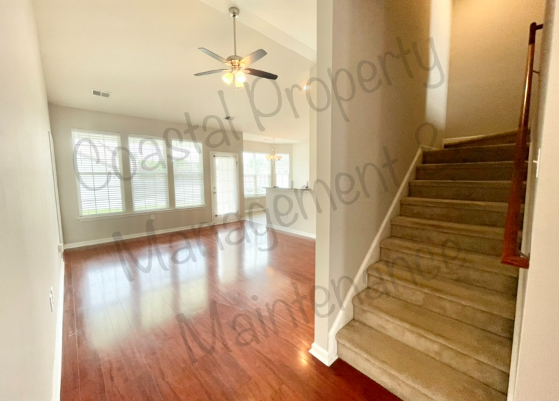 135 Carolina Oaks Dr - Photo 3 of 27