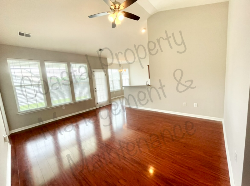 135 Carolina Oaks Dr - Photo 5 of 27