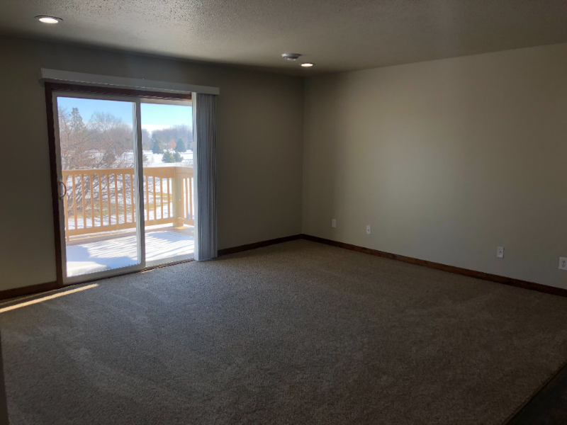 1404 4th Ave Sw - Photo 2 of 7