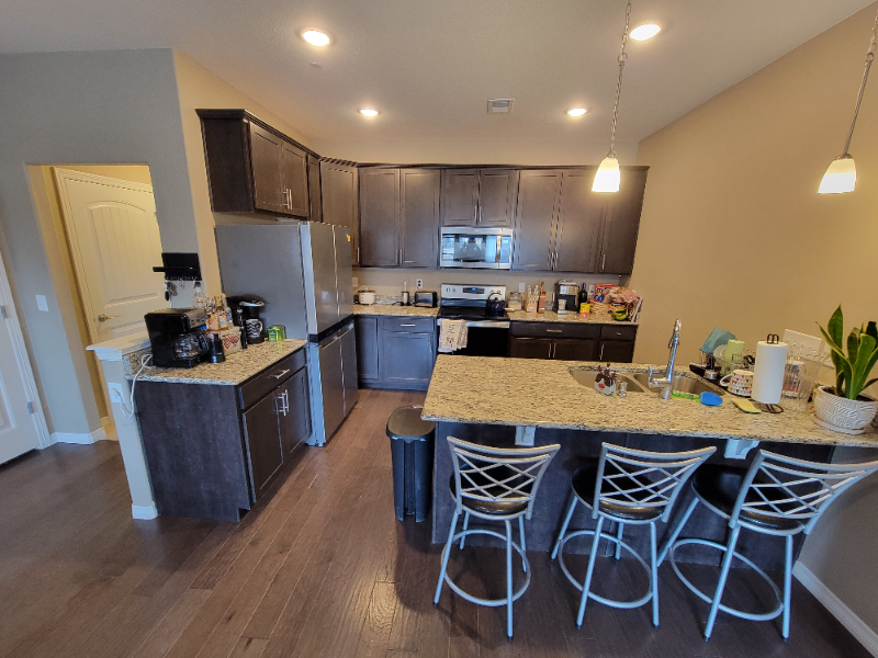 2431 Crown View Dr #2 - Photo 7 of 22