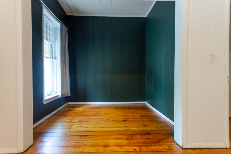 1658 Iowa St #1-2 - Photo 6 of 17