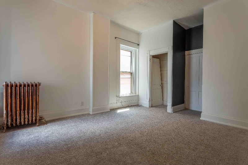 1658 Iowa St #1-2 - Photo 7 of 17