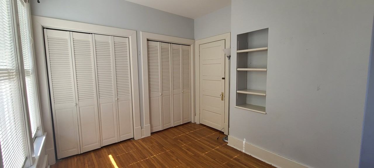 1921 18th Ave S - Photo 6 of 12