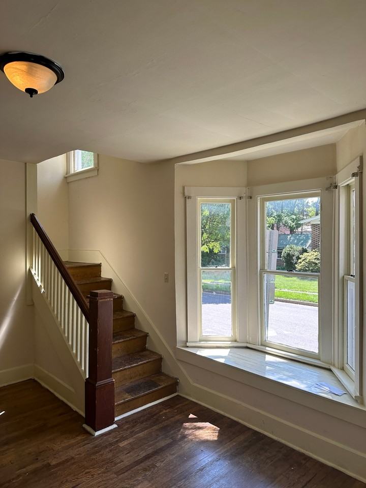 538 W Beaver Ave - Photo 5 of 6