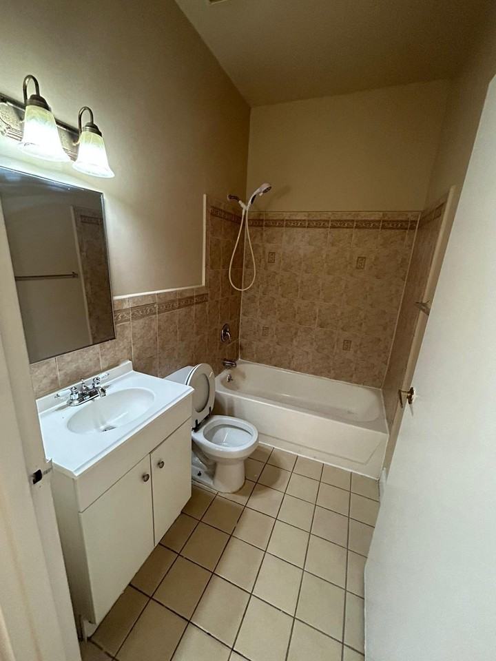 10 Osborne Ter #6G - Photo 5 of 27