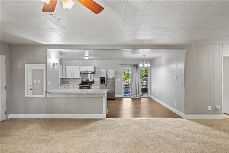 5401 Shangrala Ln #A - Photo 2 of 23