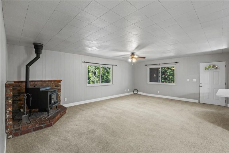 5401 Shangrala Ln #A - Photo 7 of 23