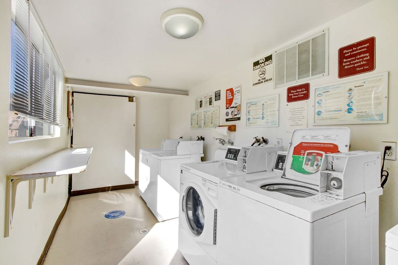 347 W 41st St - Photo 3 of 17