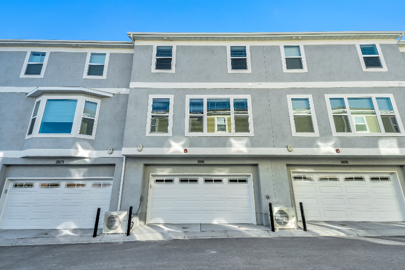 3839 W Kinglassie Ln - Photo 3 of 17