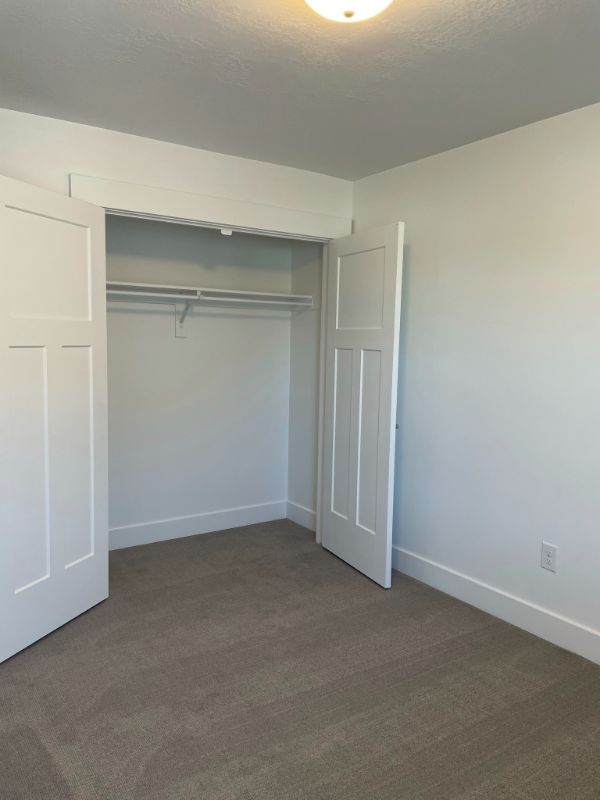 3902 W Kinglassie Ct - Photo 5 of 20