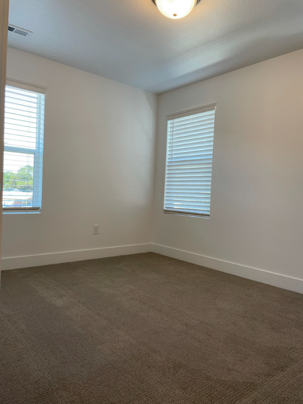 3902 W Kinglassie Ct - Photo 7 of 20