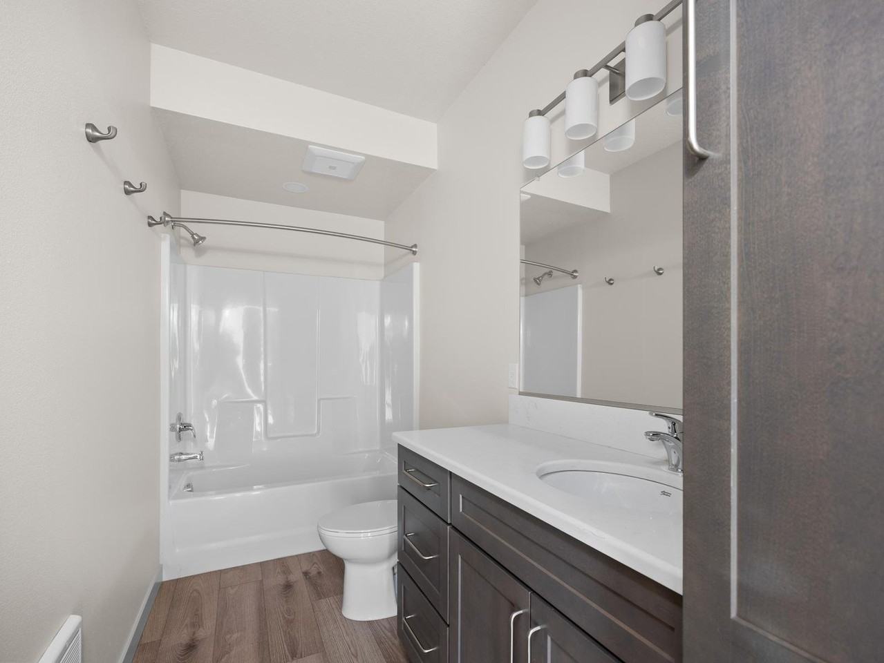 21929 Ne Halsey St #201 - Photo 7 of 7