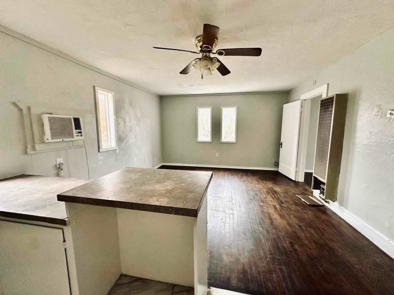 416 1/2 Nw Euclid Ave - Photo 4 of 9