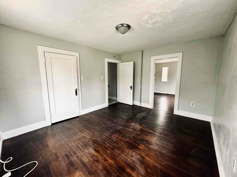 416 1/2 Nw Euclid Ave - Photo 6 of 9