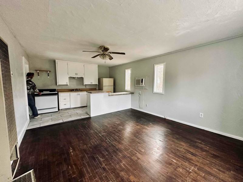 416 1/2 Nw Euclid Ave - Photo 7 of 9