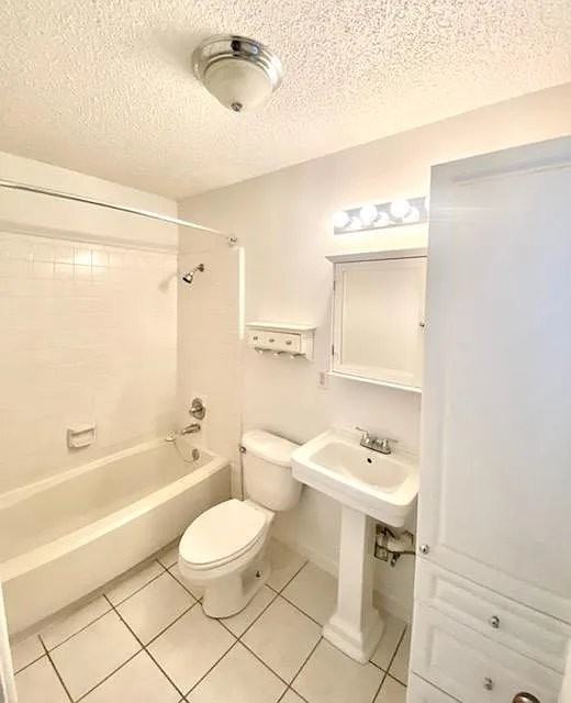 4618 Fordham St - Photo 6 of 8