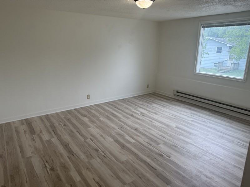 1923 12th Ave N #2 - Photo 4 of 10