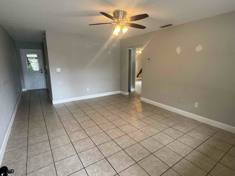 224 N Julia Ave - Photo 3 of 13