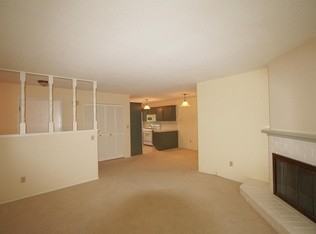 1131 Hillside Dr - Photo 2 of 4