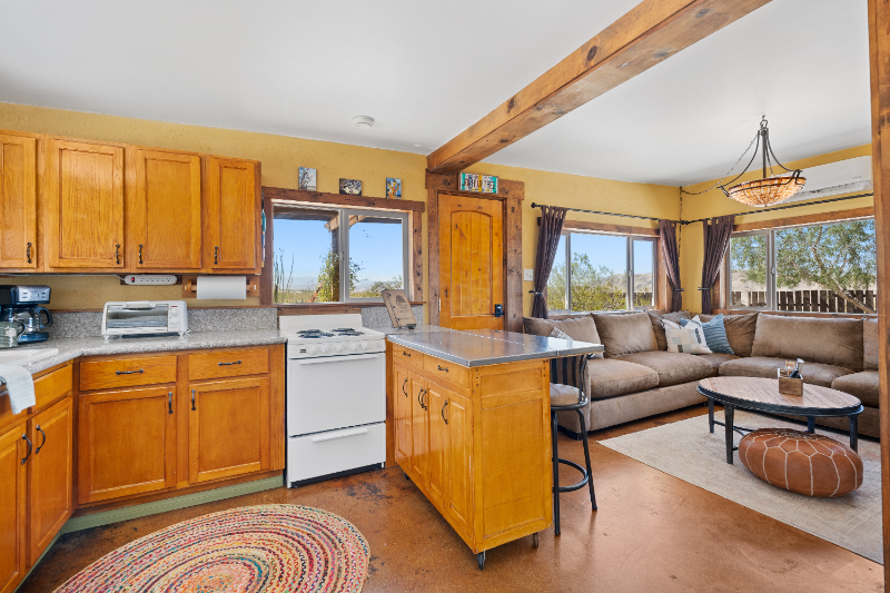 67939 Sullivan Rd - Photo 5 of 14