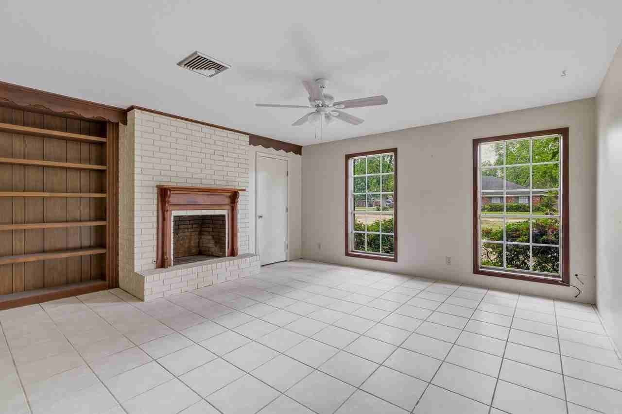 103 Pecan Bayou Dr - Photo 3 of 26