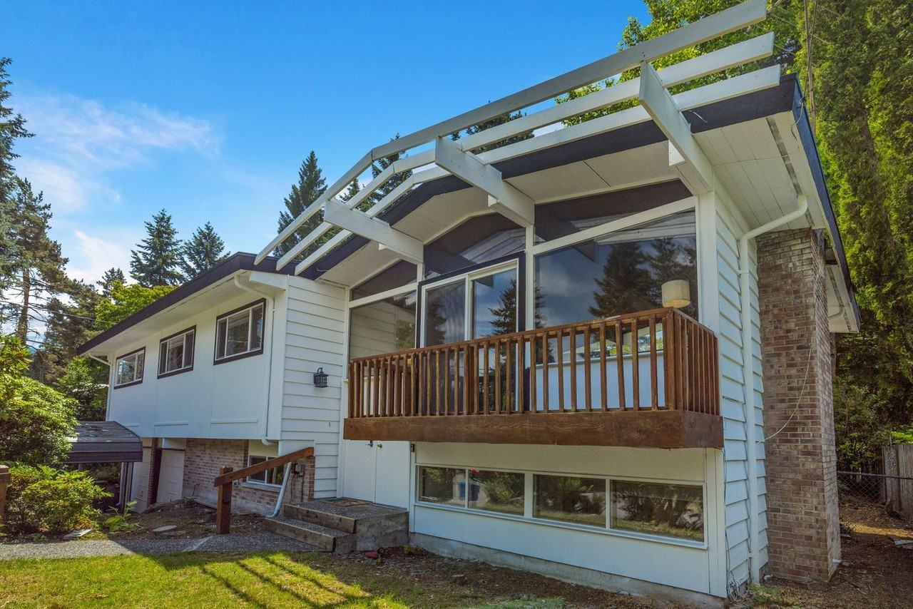 12527 Se 52nd St - Photo 2 of 22