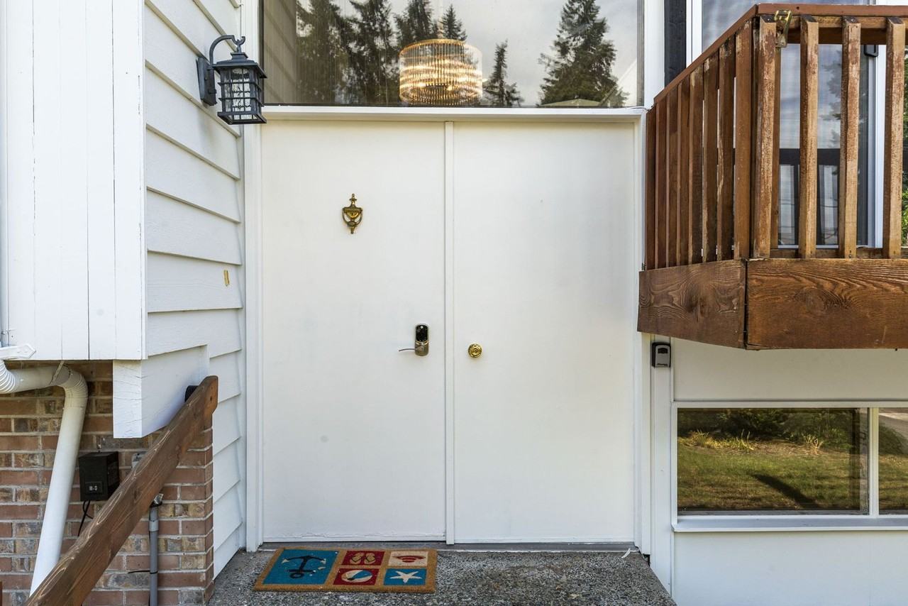 12527 Se 52nd St - Photo 3 of 22