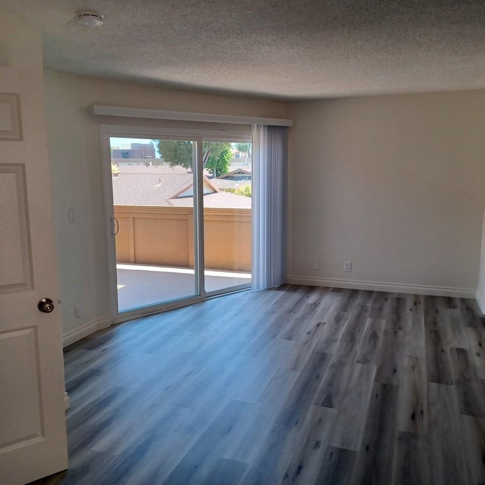 4901 Heil Ave #JR1 - Photo 2 of 28
