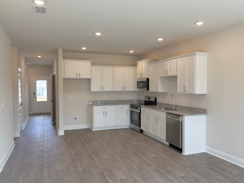 13691 Logan Pl - Photo 5 of 6