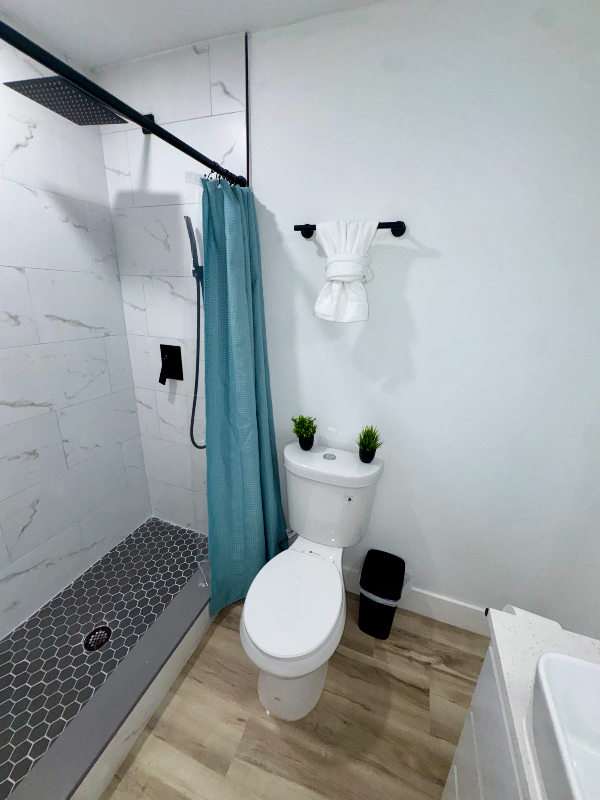 1001 S Dollins Ave #1 - Photo 2 of 6