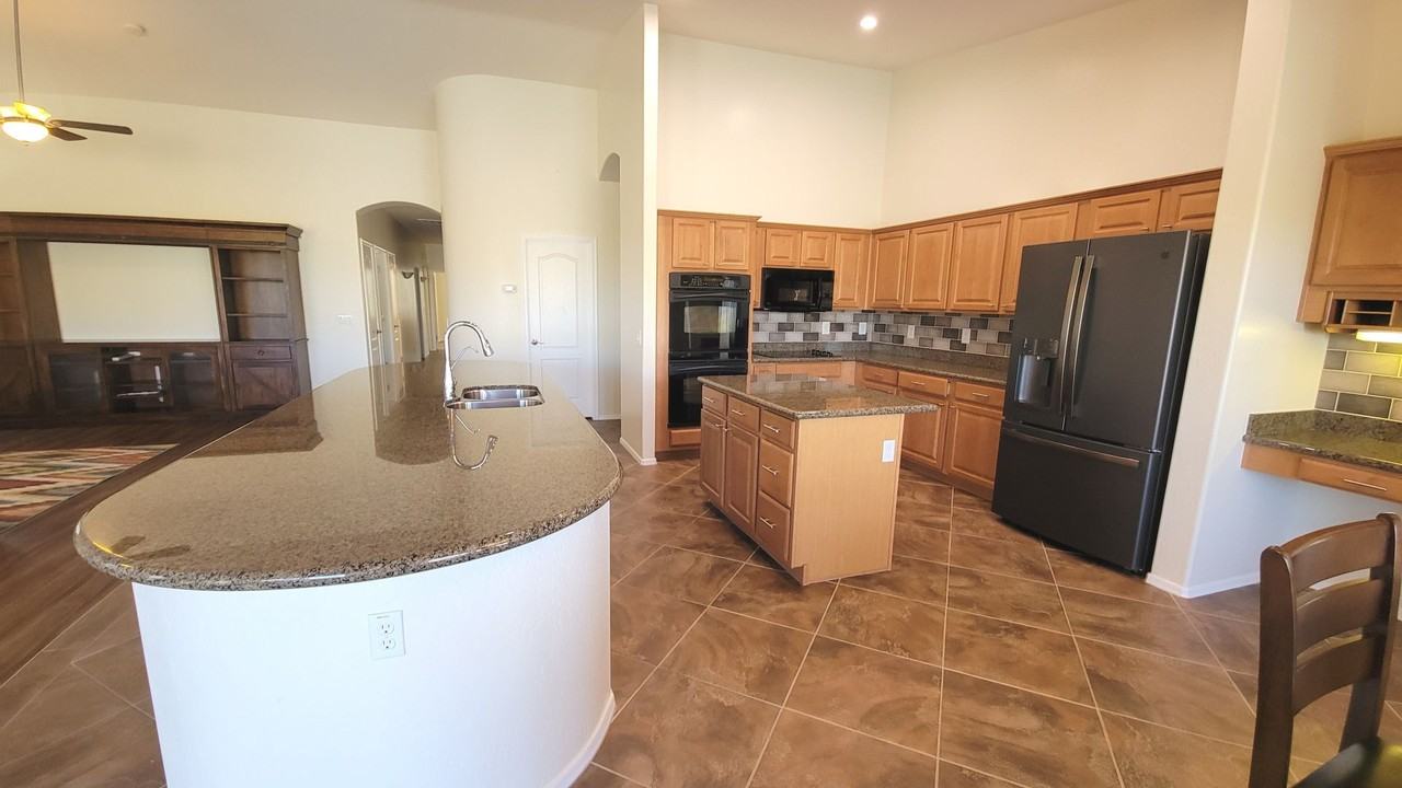 34105 N 44th Pl - Photo 5 of 47