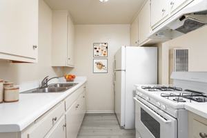 featured image of 530 N Wilson Ave #1