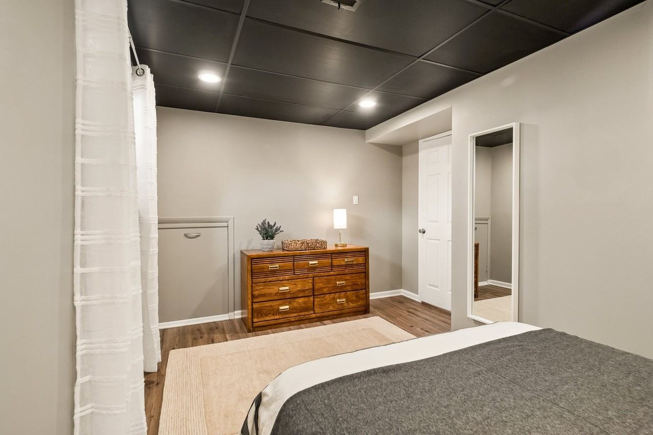 6123 S Madison Dr #LL - Photo 5 of 12