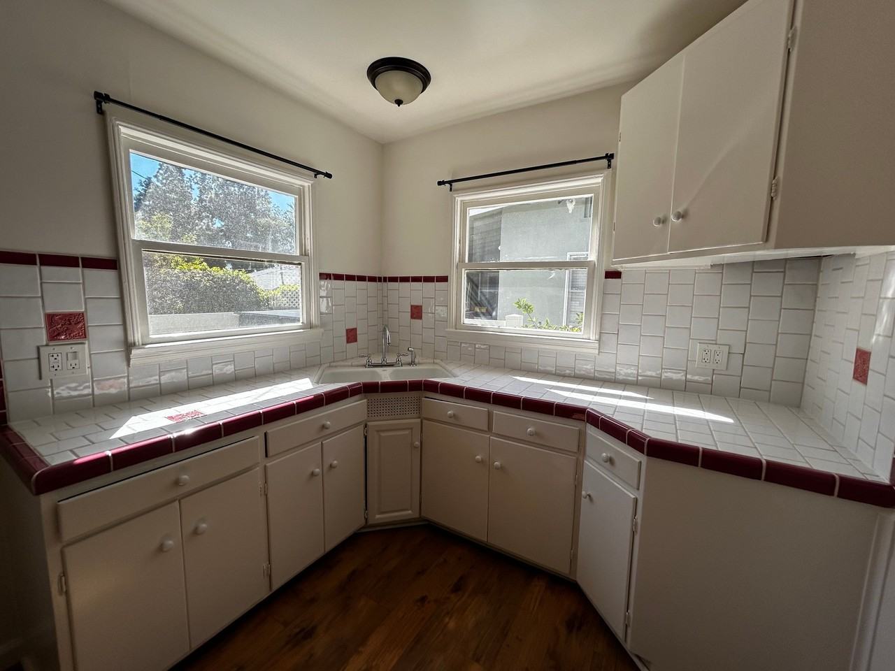 254 N Canyon Blvd - Photo 6 of 21