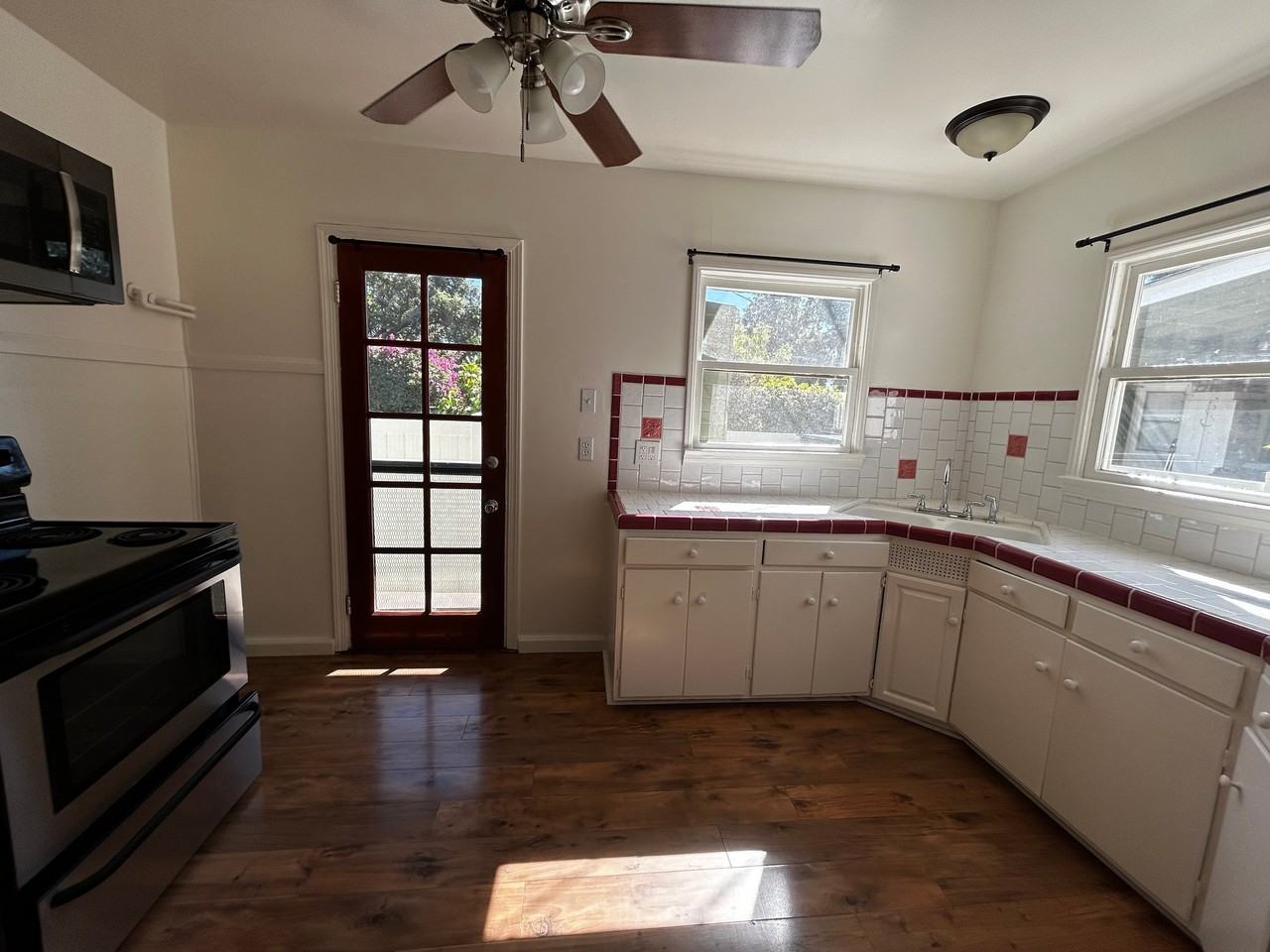 254 N Canyon Blvd - Photo 7 of 21