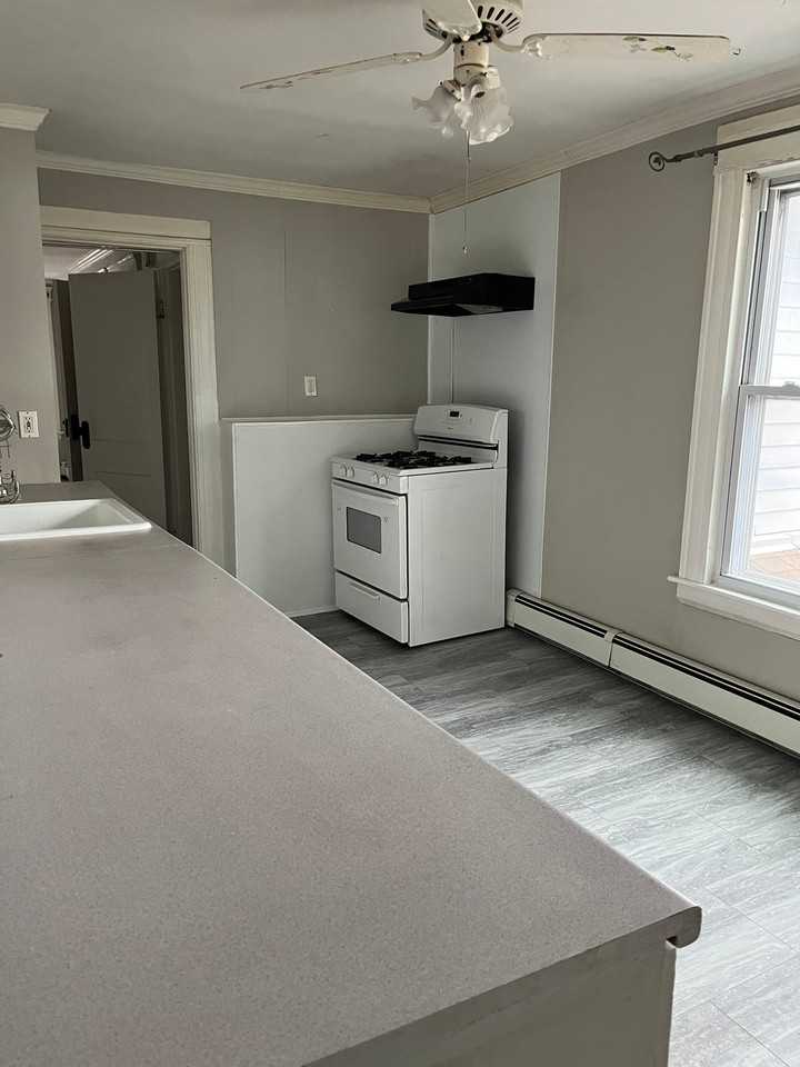 182 Jersey St #2 - Photo 2 of 7