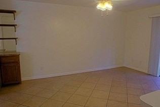 751 Knollwood Ln - Photo 2 of 4