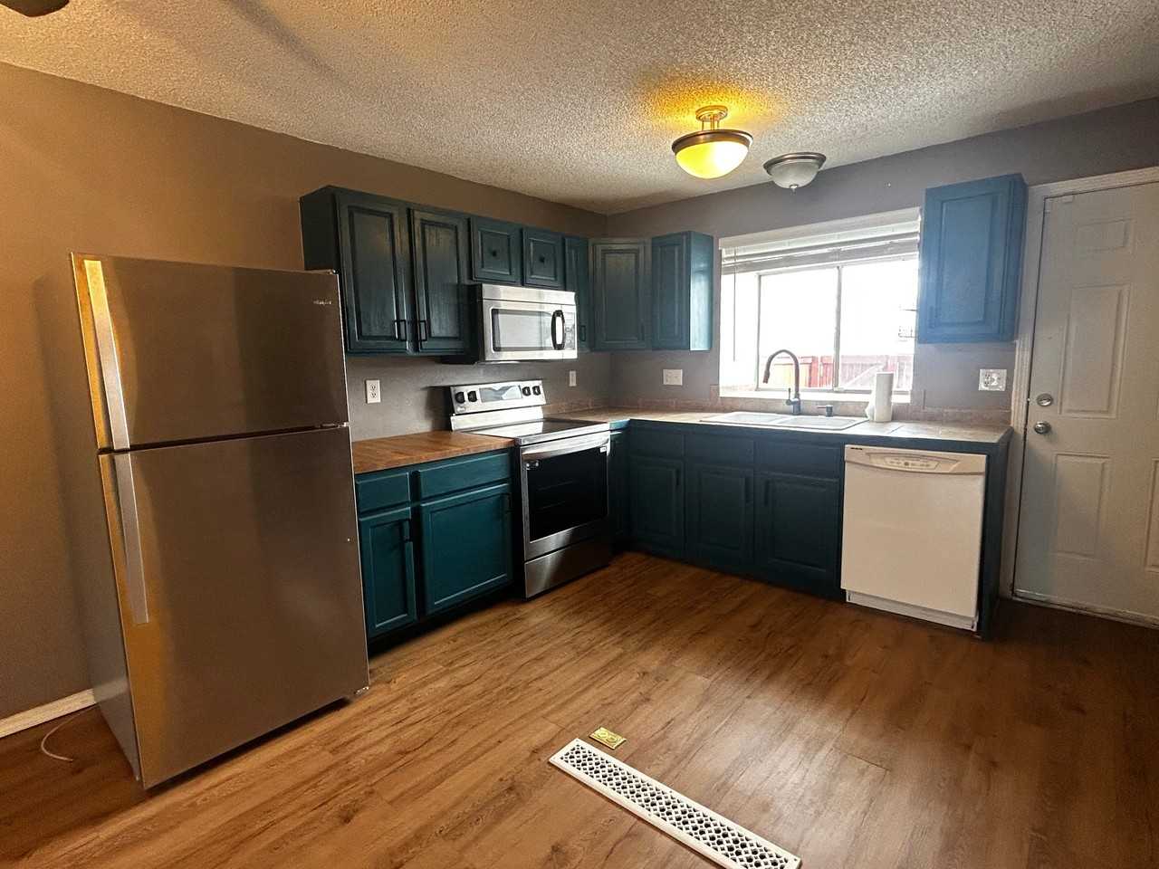 16901 E Chenango Ave #D - Photo 3 of 15